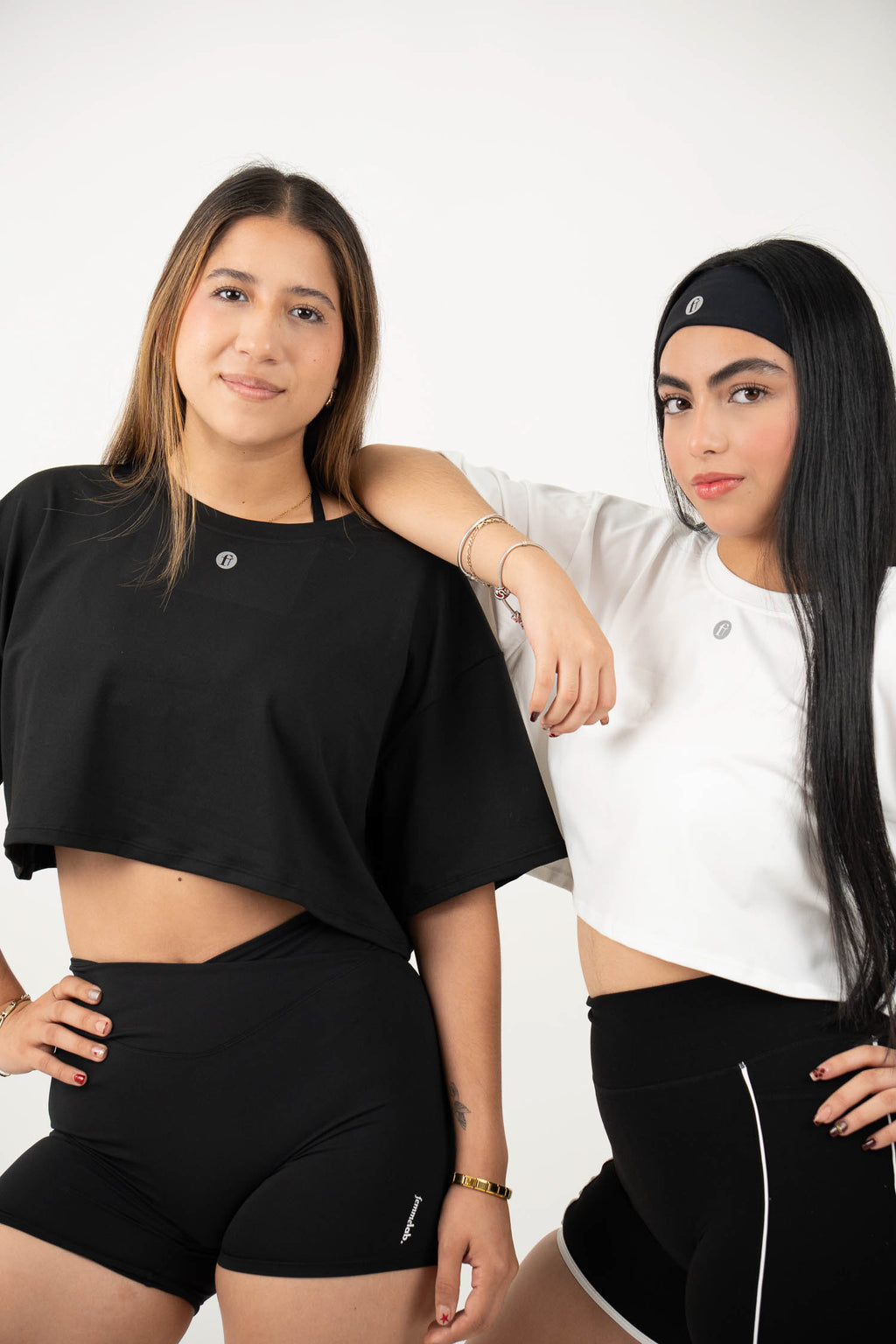 Femmelab Oversize Crop