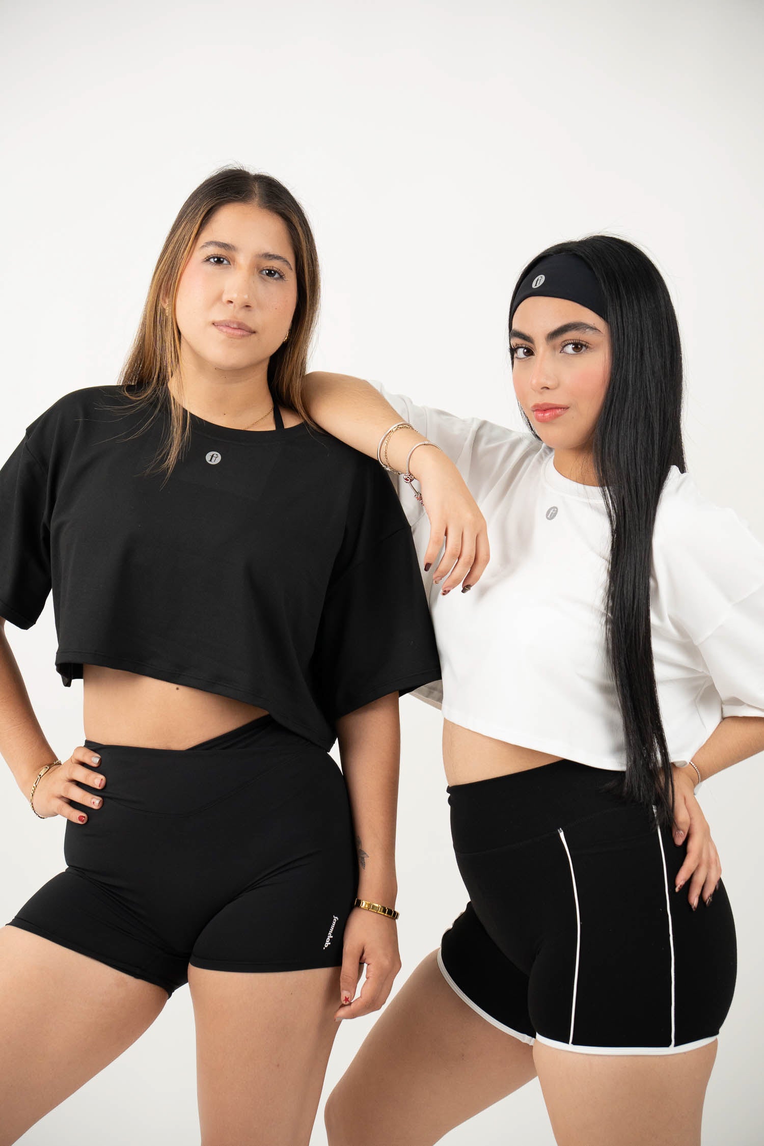 Femmelab Oversize Crop