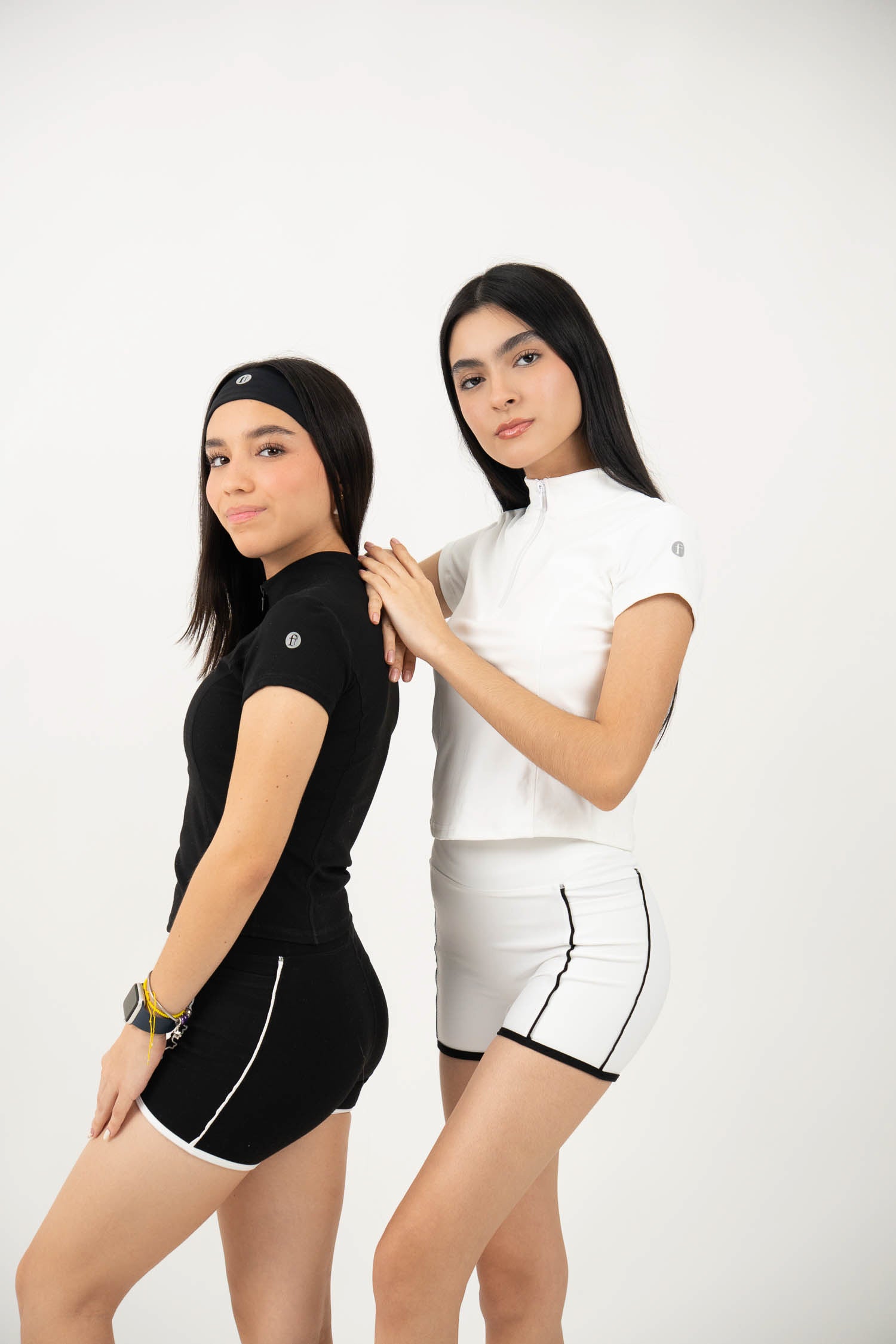 Zipper Performance Top